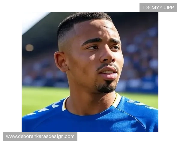 热苏斯回归训练场球迷热议复出后将助力阿森纳如同引进新援 热苏斯回归训练场球迷热议复出后将助力阿森纳如同引进新援